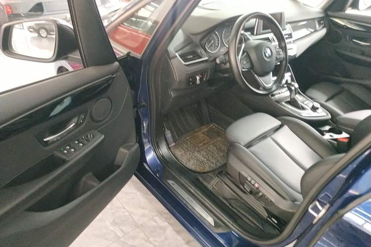 Used BMW 2 Series Active Tourer 2016 218i Sports Design Package Driver Seat