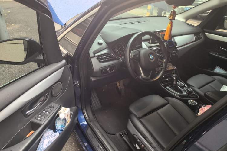 Used BMW 2 Series Active Tourer 2016 220i Luxury Edition Driver Seat