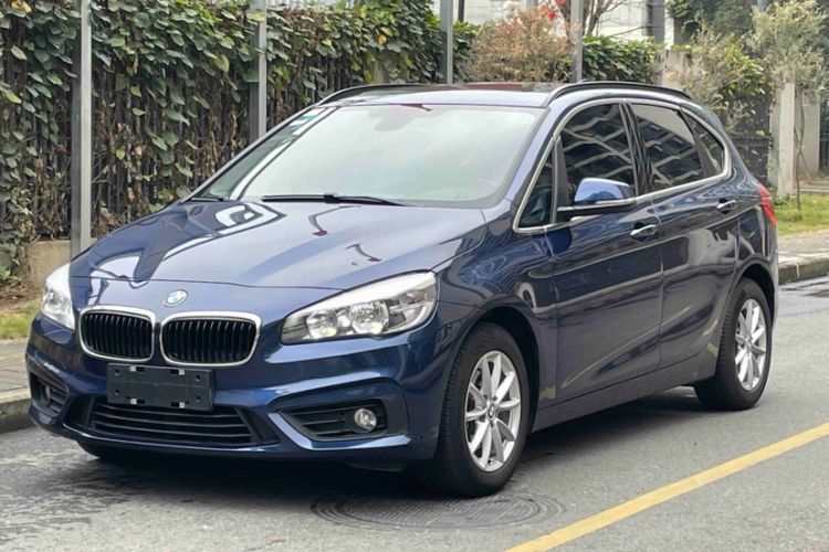 Used BMW 2 Series Active Tourer 2016 218i Fashion Model Guazi used car, China used car export, Used car for sale, Used cars, Cheapest cars for sale