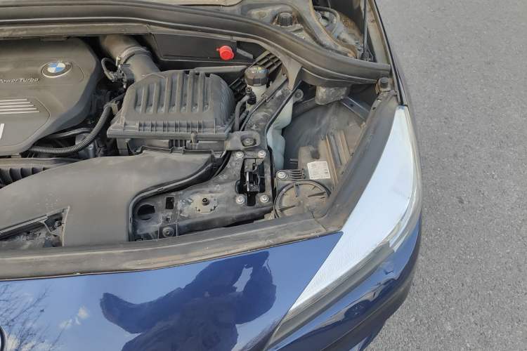 Used BMW 2 Series Active Tourer 2016 218i Fashion Model Engine Bay Left