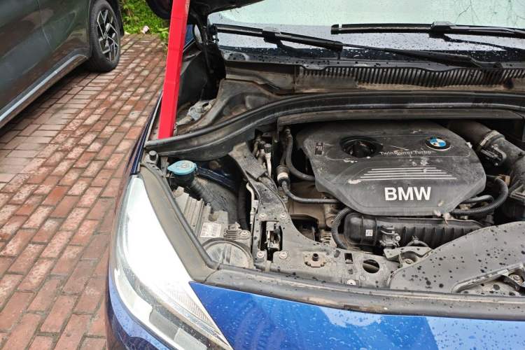 Used BMW 2 Series Active Tourer 2016 218i Sports Design Package Engine Bay Right