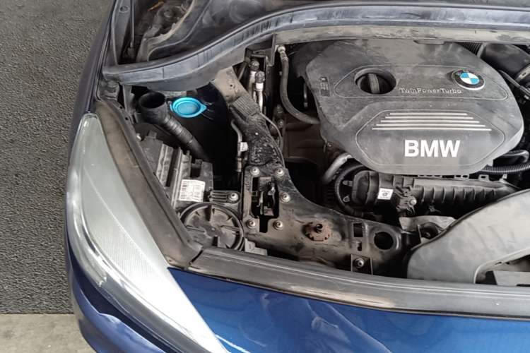 Used BMW 2 Series Active Tourer 2016 218i Fashion Model Engine Bay Right