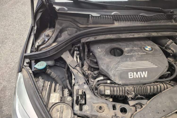 Used BMW 2 Series Active Tourer 2016 220i Luxury Edition Engine Bay Right