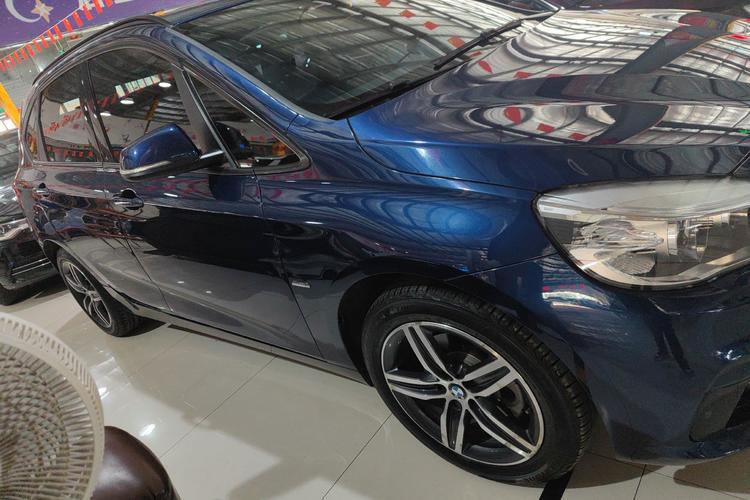 Used BMW 2 Series Active Tourer 2016 218i Sports Design Package Exterior 2