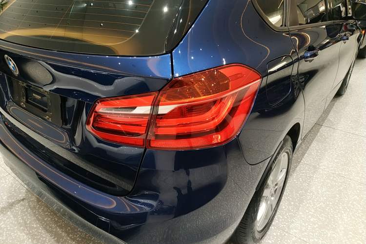 Used BMW 2 Series Active Tourer 2016 218i Leading Model Exterior 3