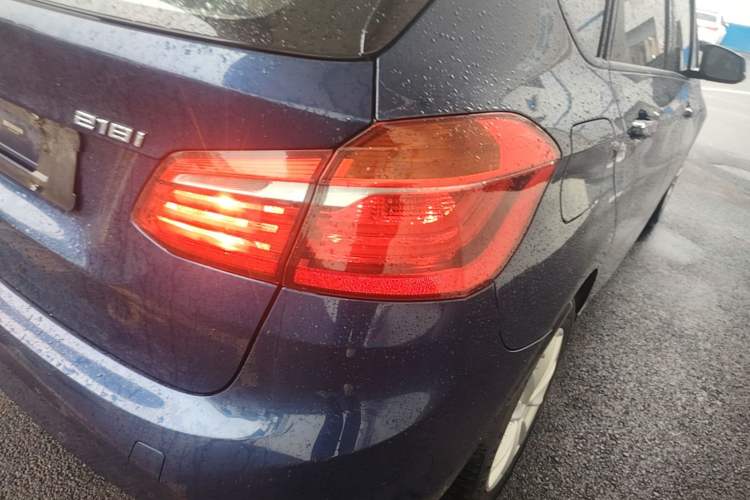 Used BMW 2 Series Active Tourer 2016 218i Fashion Model Exterior 3