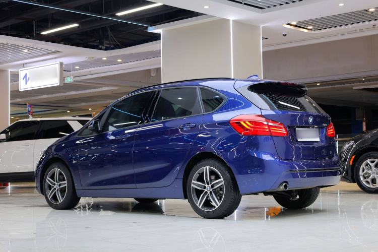 Used BMW 2 Series Active Tourer 2016 218i Sports Design Package Exterior 3