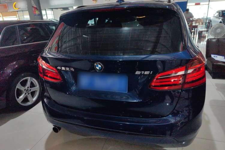 Used BMW 2 Series Active Tourer 2016 218i Sports Design Package Exterior 4