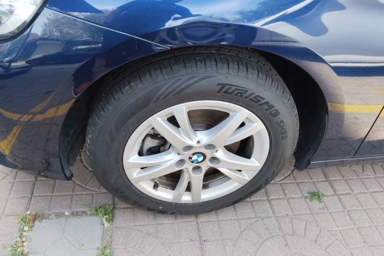 Used BMW 2 Series Active Tourer 2016 218i Leading Model Exterior 4