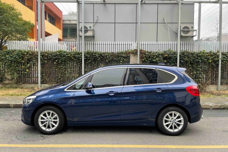 Used BMW 2 Series Active Tourer 2016 218i Fashion Model Exterior 4
