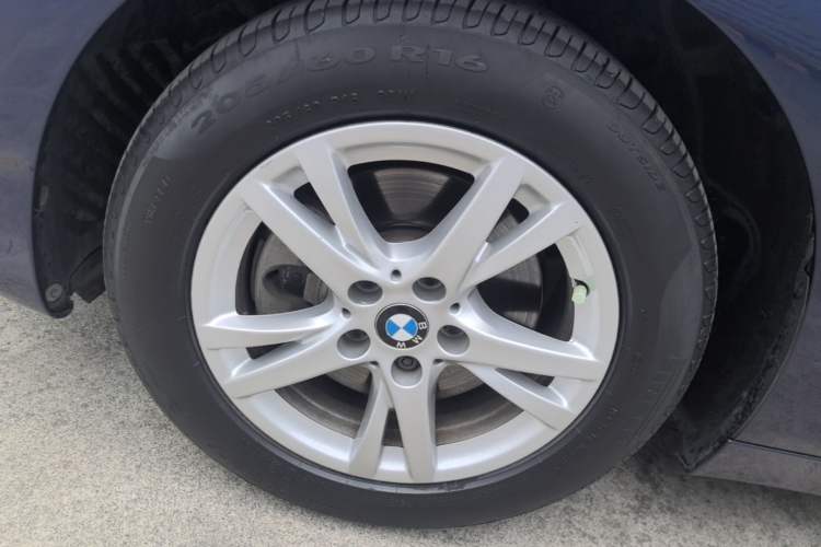 Used BMW 2 Series Active Tourer 2016 218i Leading Model Exterior 4