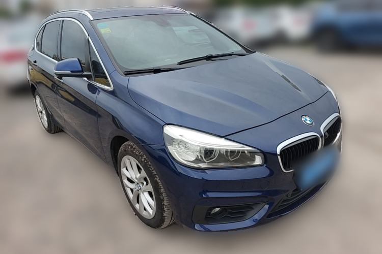 Used BMW 2 Series Active Tourer 2016 220i Luxury Edition Front Right 45 Deg