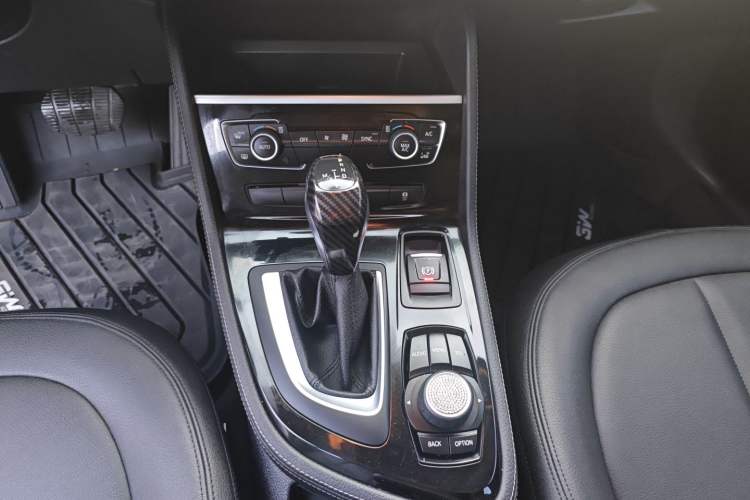 Used BMW 2 Series Active Tourer 2016 218i Sports Design Package Gear Lever