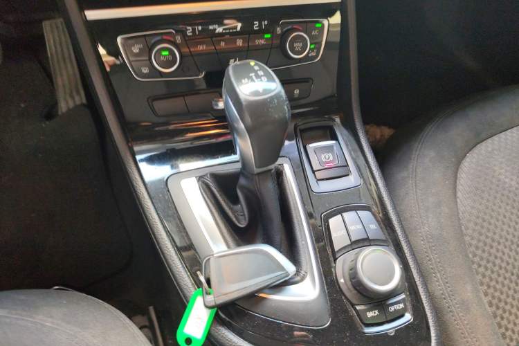 Used BMW 2 Series Active Tourer 2016 218i Leading Model Gear Lever