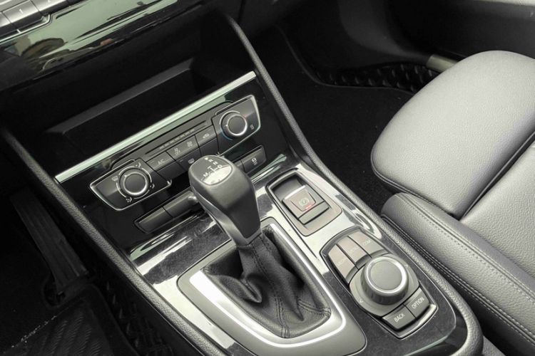 Used BMW 2 Series Active Tourer 2016 218i Fashion Model Gear Lever