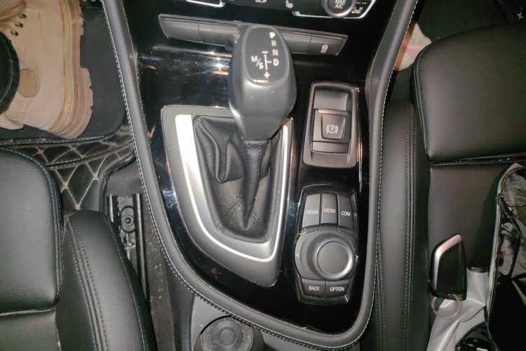 Used BMW 2 Series Active Tourer 2016 218i Leading Model Gear Lever