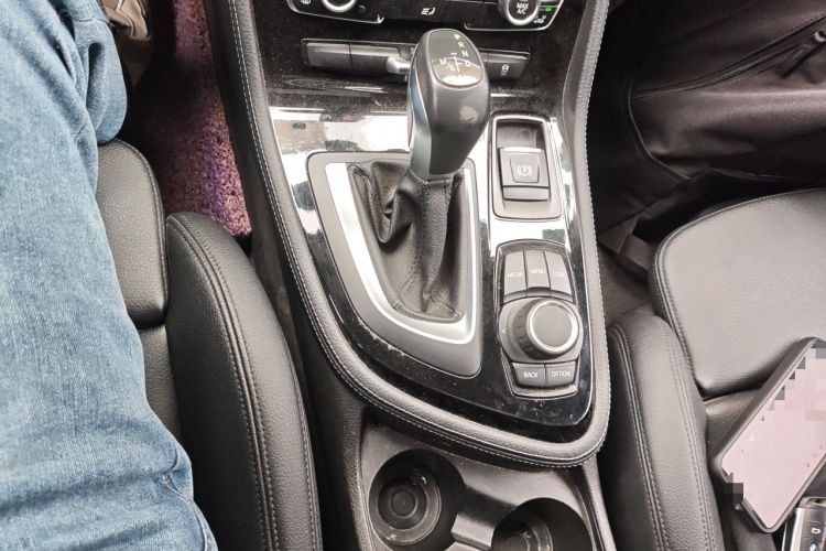 Used BMW 2 Series Active Tourer 2016 218i Sports Design Package Gear Lever