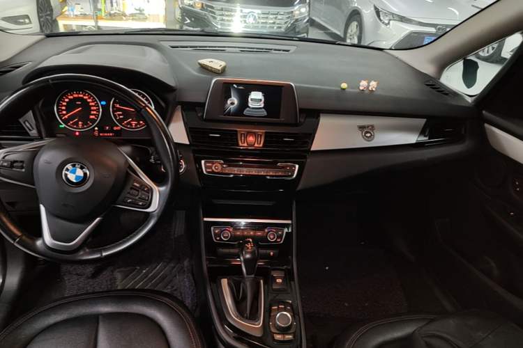 Used BMW 2 Series Active Tourer 2016 218i Leading Model Gear Lever