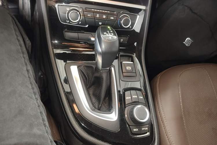 Used BMW 2 Series Active Tourer 2016 218i Fashion Model Gear Lever