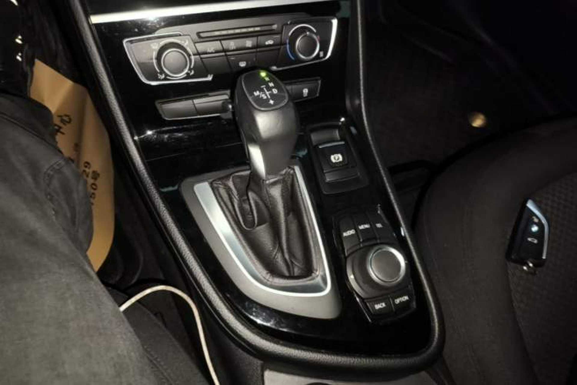 Used BMW 2 Series Active Tourer 2016 218i Fashion Model Gear Lever