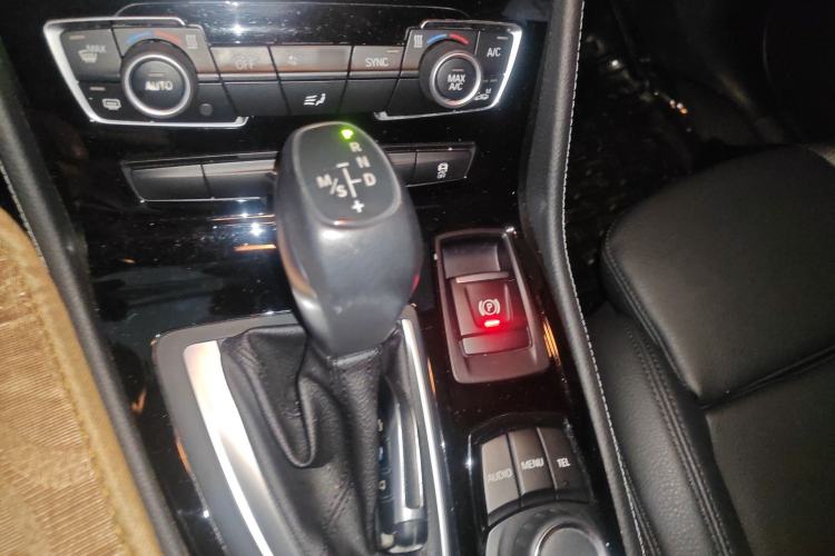 Used BMW 2 Series Active Tourer 2016 218i Sports Design Package Gear Lever