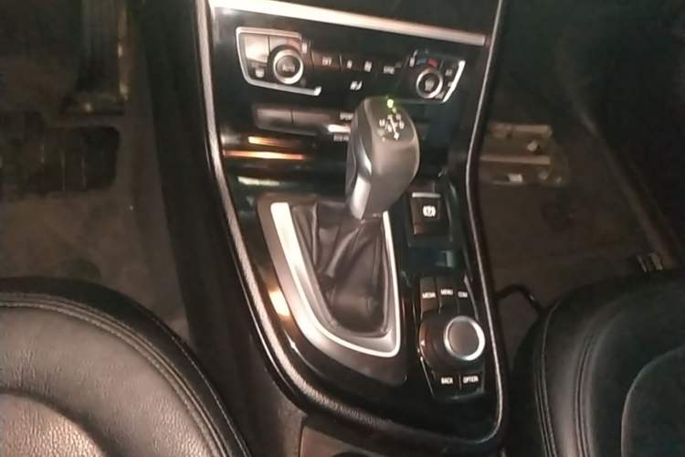 Used BMW 2 Series Active Tourer 2016 218i Leading Model Gear Lever