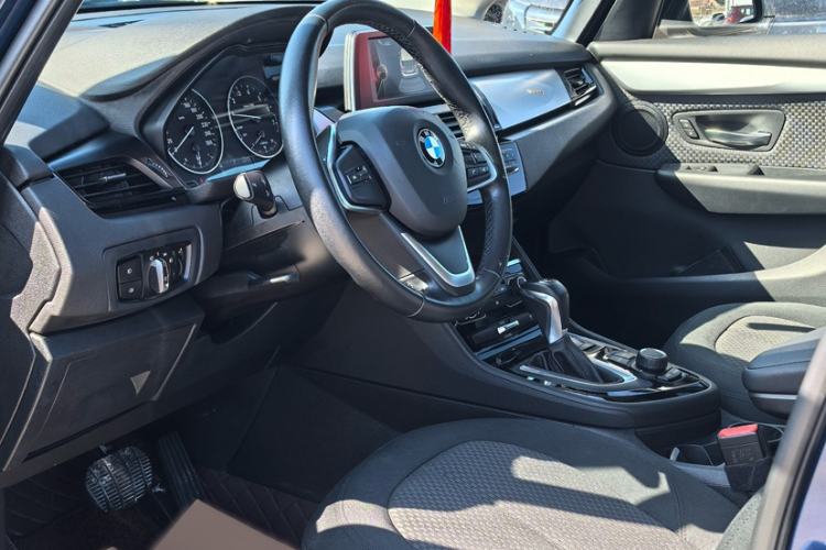 Used BMW 2 Series Active Tourer 2016 218i Fashion Model Interior 1