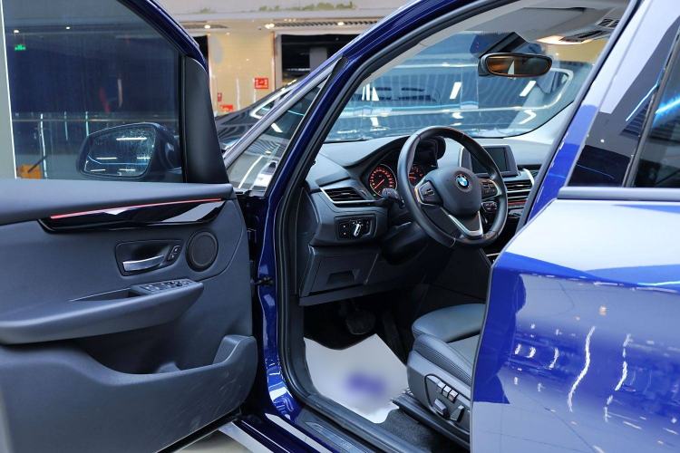 Used BMW 2 Series Active Tourer 2016 218i Sports Design Package Interior 1