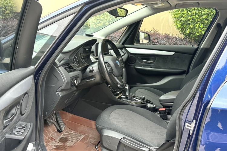Used BMW 2 Series Active Tourer 2016 218i Fashion Model Interior 2