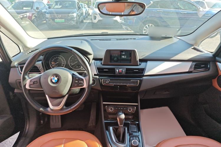 Used BMW 2 Series Active Tourer 2016 218i Fashion Model Interior 2