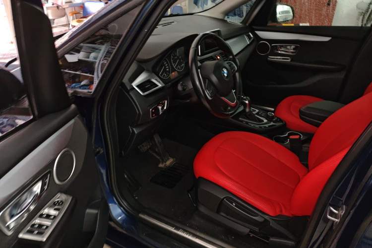 Used BMW 2 Series Active Tourer 2016 218i Fashion Model Interior 3