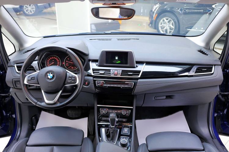 Used BMW 2 Series Active Tourer 2016 218i Sports Design Package Interior 3