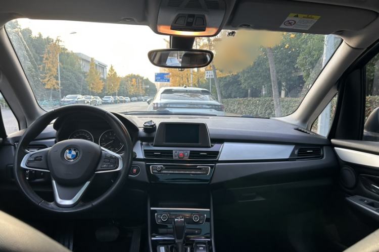 Used BMW 2 Series Active Tourer 2016 218i Leading Model Interior 4