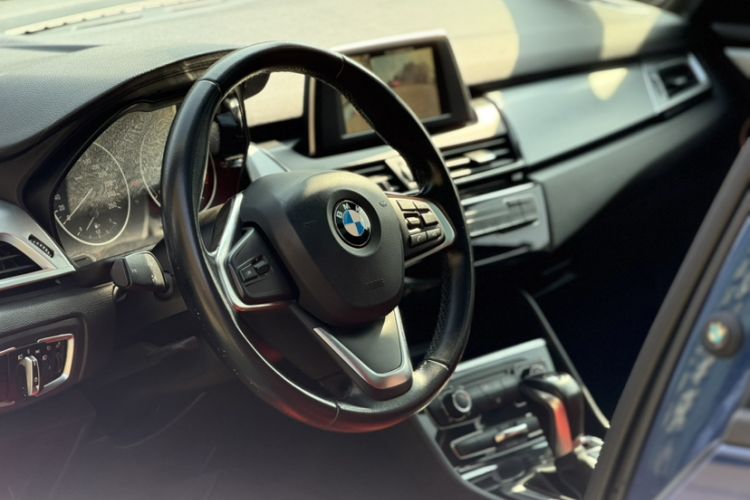 Used BMW 2 Series Active Tourer 2016 218i Fashion Model Interior 6