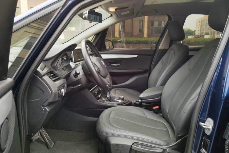 Used BMW 2 Series Active Tourer 2016 218i Fashion Model Interior 6