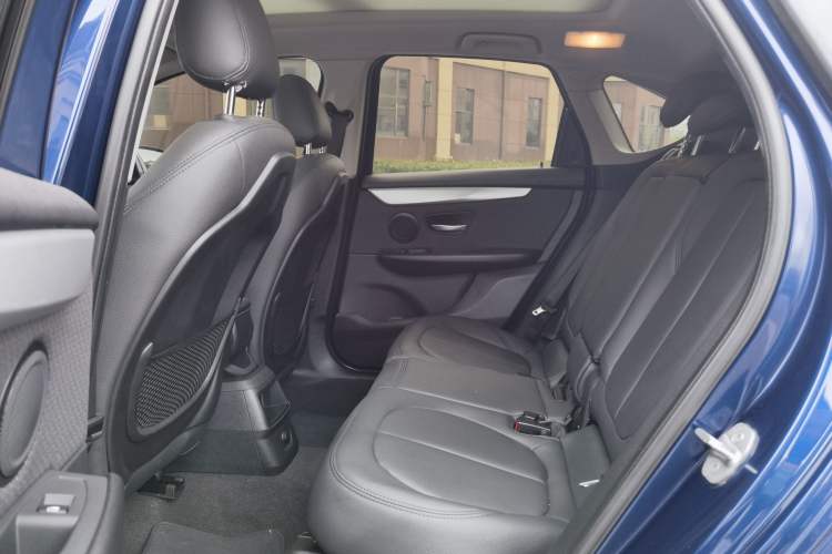 Used BMW 2 Series Active Tourer 2016 218i Fashion Model Interior 8