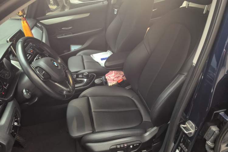 Used BMW 2 Series Active Tourer 2016 220i Luxury Edition Left Front Seat