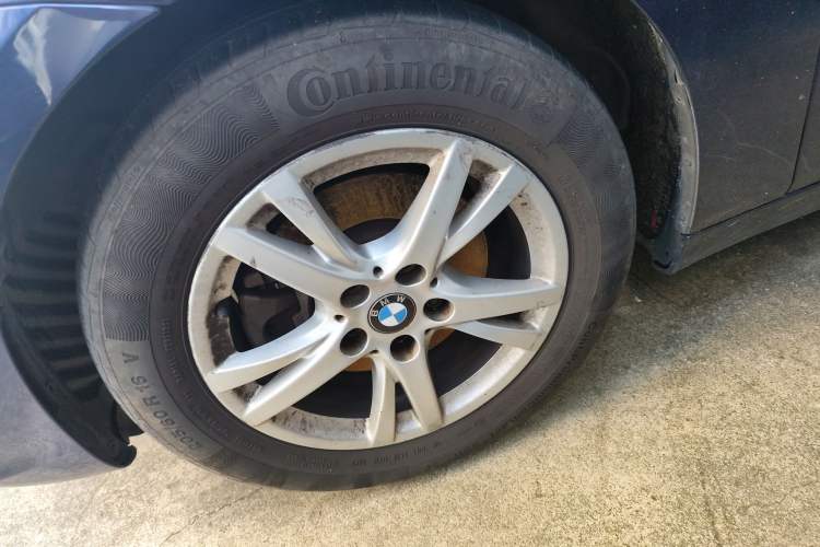 Used BMW 2 Series Active Tourer 2016 218i Leading Model Left Front Wheel Hub