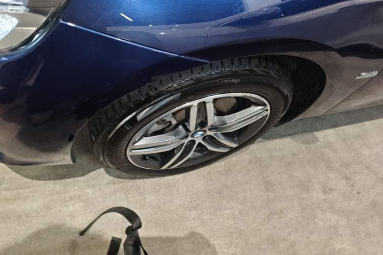 Used BMW 2 Series Active Tourer 2016 218i Sports Design Package Left Front Wheel Hub