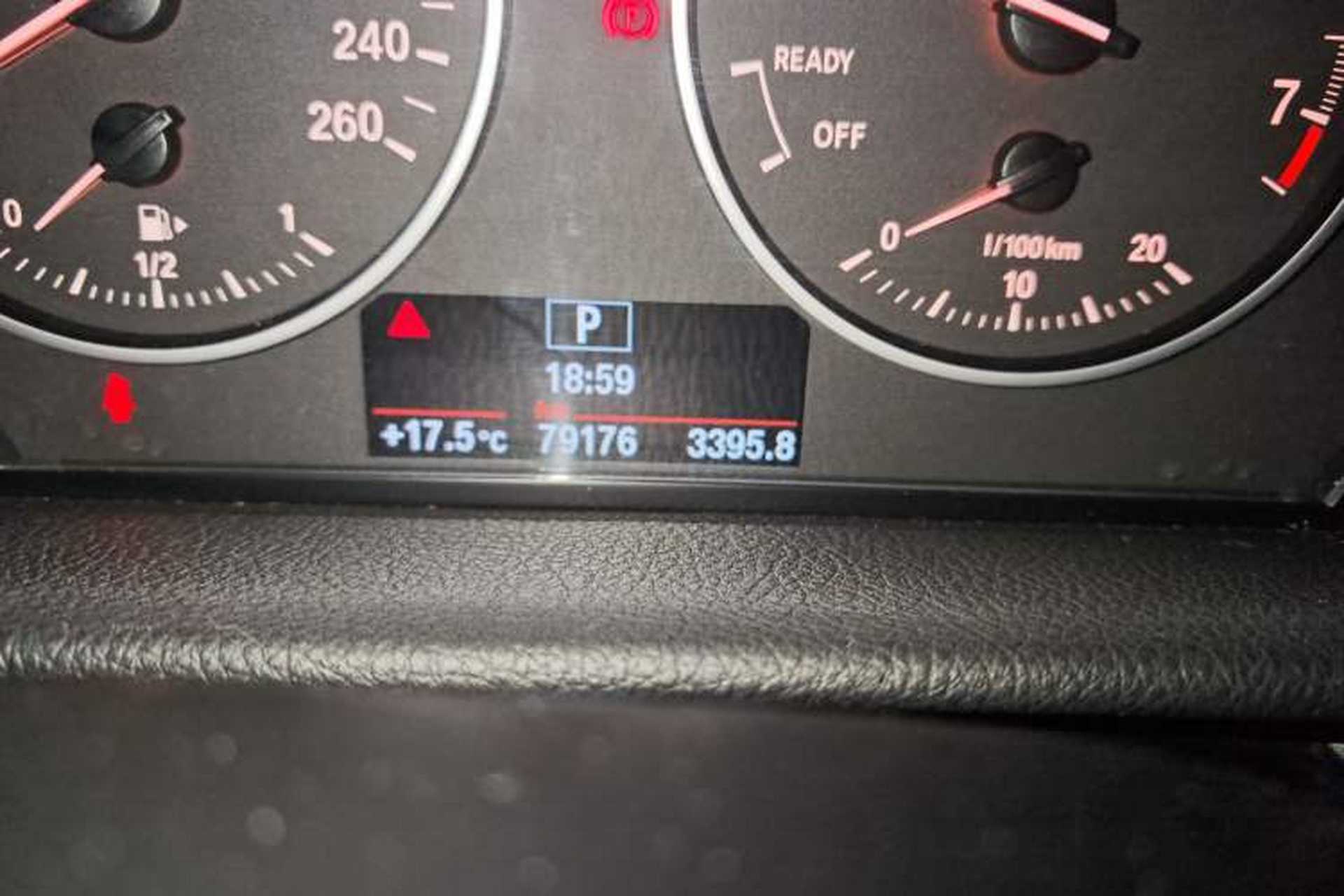 Used BMW 2 Series Active Tourer 2016 218i Fashion Model Odometer Close Up