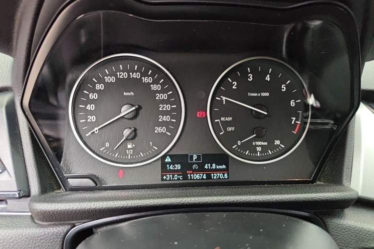 Used BMW 2 Series Active Tourer 2016 218i Leading Model Odometer Close Up
