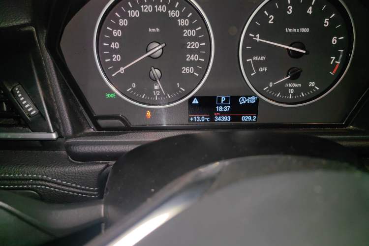 Used BMW 2 Series Active Tourer 2016 218i Leading Model Odometer Close Up
