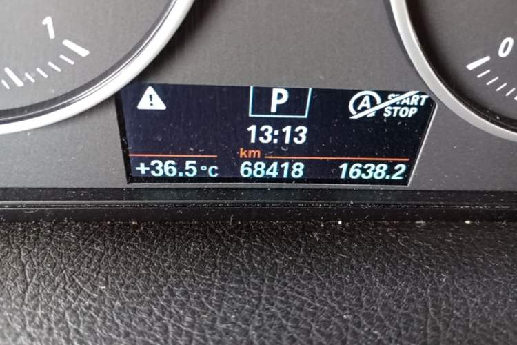 Used BMW 2 Series Active Tourer 2016 218i Fashion Model Odometer Close Up