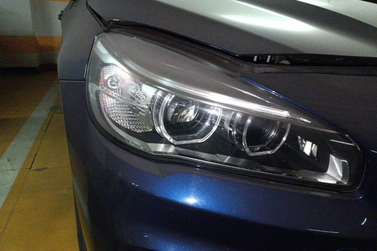 Used BMW 2 Series Active Tourer 2016 218i Leading Model Right Front Headlight