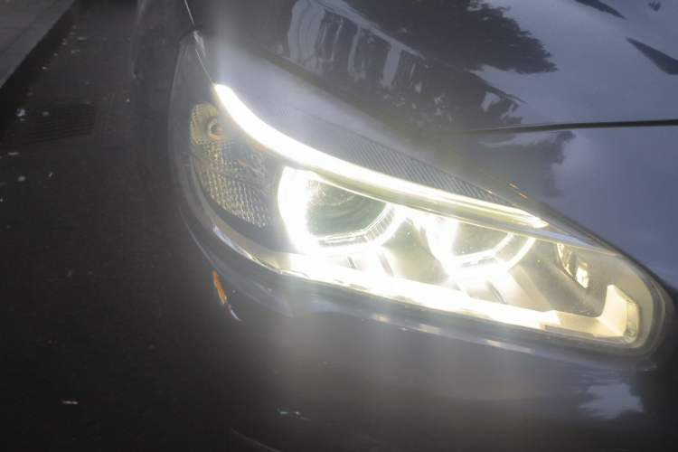 Used BMW 2 Series Active Tourer 2016 220i Luxury Design Package Right Front Headlight