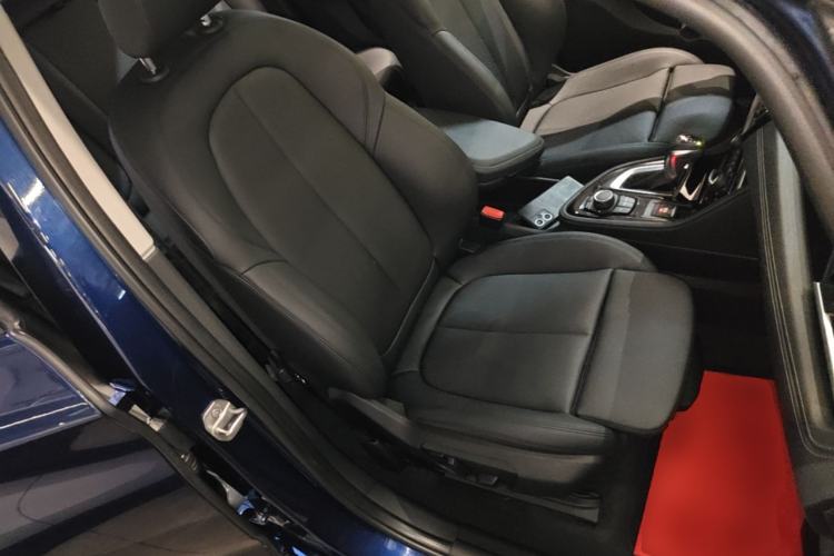 Used BMW 2 Series Active Tourer 2016 218i Sports Design Package Right Front Seat