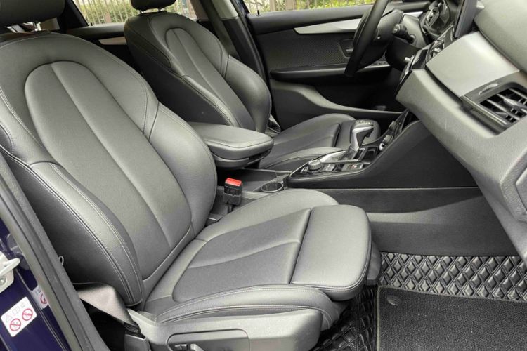 Used BMW 2 Series Active Tourer 2016 218i Fashion Model Right Front Seat
