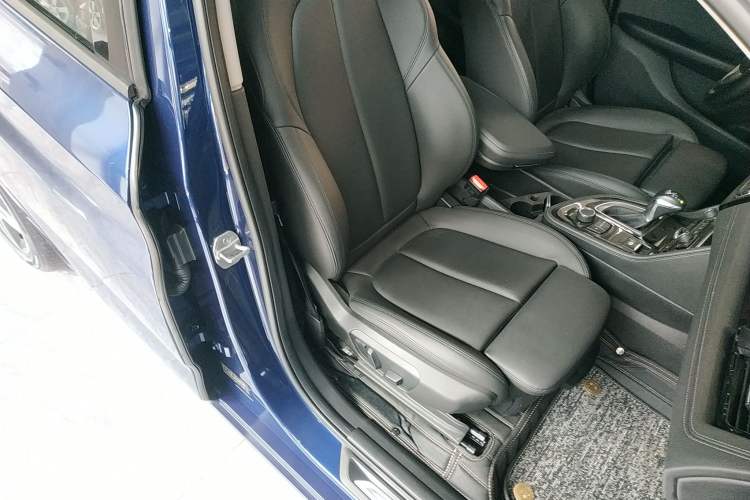 Used BMW 2 Series Active Tourer 2016 218i Sports Design Package Right Front Seat