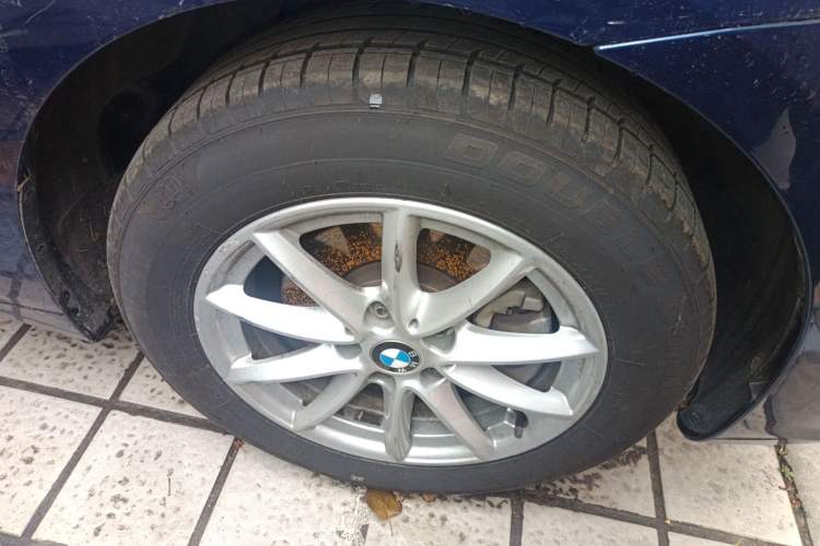 Used BMW 2 Series Active Tourer 2016 218i Fashion Model Right Front Wheel Hub