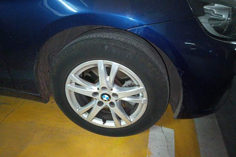 Used BMW 2 Series Active Tourer 2016 218i Leading Model Right Front Wheel Hub